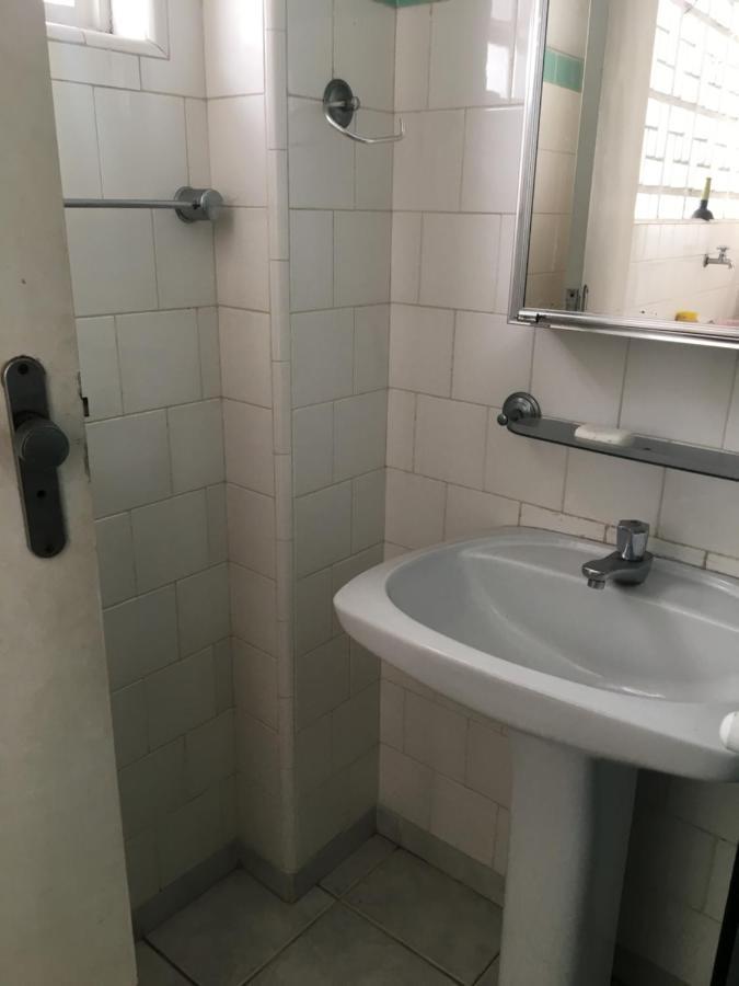 Apto Na Enseada- 3 Quadras Da Praia Da Enseada Apartment Guaruja Bagian luar foto